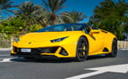 Lamborghini Evo Spyder (Jaune), 2021 à louer à Sharjah
