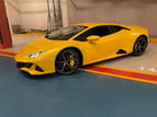 Lamborghini Evo (Amarillo), 2021 para alquiler en Dubai 1
