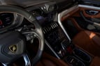 Lamborghini Urus (Jaune), 2020 à louer à Dubai 3