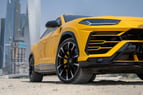 Lamborghini Urus (Jaune), 2021 à louer à Dubai 0