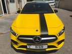 Mercedes A250 (Желтый), 2019 для аренды в Дубай 1