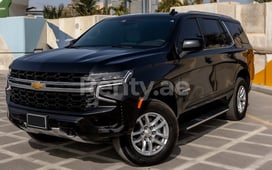 黑色 Chevrolet Tahoe, 2021