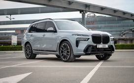 BMW X7 40i (Grey), 2023