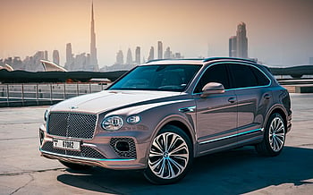 Bentley Bentayga (Beige), 2022  zur Miete in Dubai