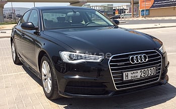 在迪拜 租 Audi A6 (黑色), 2018