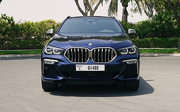 BMW X6 M50 (Blau), 2022  zur Miete in Dubai