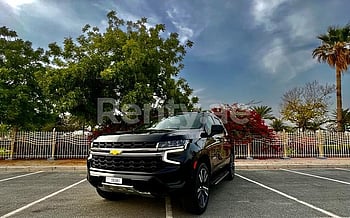 Chevrolet Tahoe (Noir), 2022 à louer à Dubai