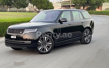 Range Rover Vogue (Черный), 2022 для аренды в Дубай