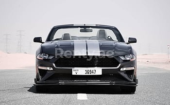 Ford Mustang cabrio V8 (Dark Grey), 2020 for rent in Dubai