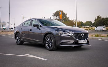 Mazda 6 (Gris Oscuro), 2024 para alquiler en Dubai