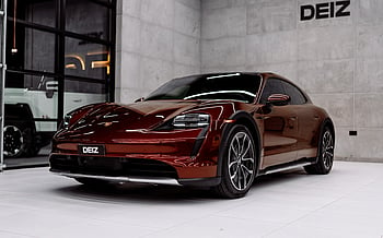 Porsche Taycan Cross Turismo 4 (Тёмно-красный), 2022 для аренды в Дубай