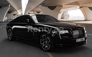 在迪拜 租 Rolls Royce Wraith Black Badge (栗色), 2019