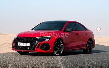 Audi RS3 Red Pack Carbon (Rot), 2022  zur Miete in Dubai