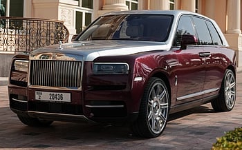 Rolls Royce Cullinan (Rot), 2019  zur Miete in Abu Dhabi