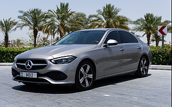 Mercedes C200 (Silber), 2022  zur Miete in Ras Al Khaimah