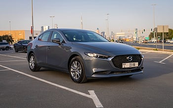 Mazda 3 (Sterling Grau Metallic), 2024  zur Miete in Sharjah
