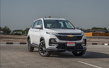 Chevrolet Captiva (Blanco), 2024 para alquiler en Ras Al Khaimah
