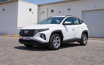 Hyundai Tucson (Blanco), 2024 para alquiler en Abu-Dhabi