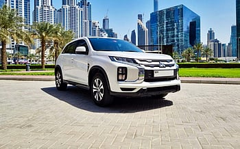 Mitsubishi Asx (Blanco), 2022 para alquiler en Dubai