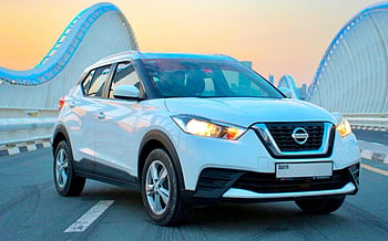 Nissan Kicks (Blanc), 2022 à louer à Dubai