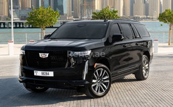 Negro Cadillac Escalade ESV Sport Platinum, 2021 en alquiler en Dubai