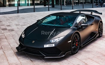Black Lamborghini Huracan, 2018 for rent in Dubai