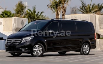 黑色 Mercedes VITO, 2021 迪拜汽车租凭