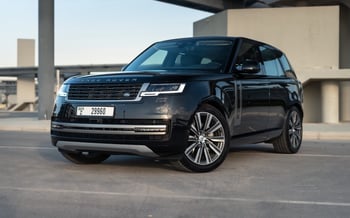 Black Range Rover Vogue HSE, 2023 for rent in Dubai