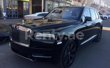 Black Rolls Royce Cullinan, 2020 for rent in Dubai