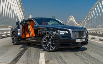 Black Rolls Royce Wraith Silver roof, 2019 for rent in Dubai
