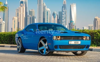 Blu ZZZ Dodge Challenger, 2018 noleggio a Dubai
