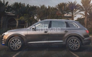 Dark Brown Audi Q7 v8 Limited Edition, 2017 for rent in Dubai