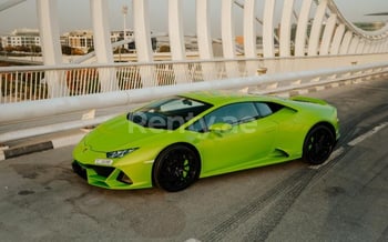 Аренда Зеленый Lamborghini Evo, 2020 в Дубае