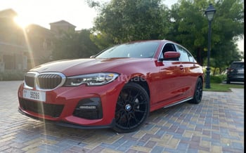 红色 BMW 3 Series 2020 M Sport, 2020 迪拜汽车租凭