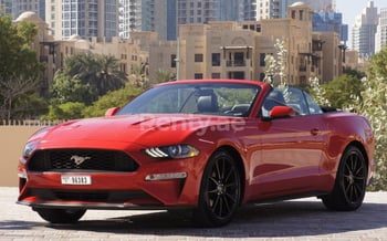 Аренда Красный Ford Mustang, 2019 в Дубае