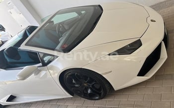 White Lamborghini Huracan Spyder, 2020 for rent in Dubai