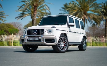 Blanco Mercedes G63, 2021 en alquiler en Dubai