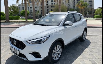 白色 MG ZS 2022, 2022 迪拜汽车租凭