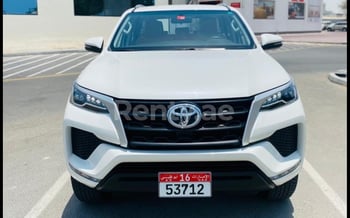 White Toyota Fortuner, 2021 for rent in Dubai