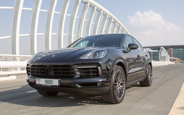 Miete Porsche Cayenne coupe (Schwarz), 2022 in Abu Dhabi