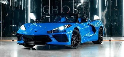 在迪拜 租 雪佛兰克尔维特 C8 (蓝色), 2024