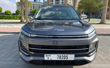 Affitta Jac S4 (Grigio), 2024 a Ras Al Khaimah