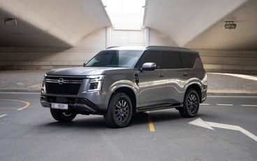 Alquile Nissan Patrol SE (Gris), 2025 en Sharjah