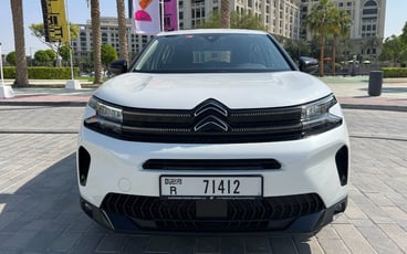تأجير سيتروين C5 ايركروس (أبيض), 2023 في الشارقة