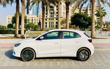 Alquile MG3 (Blanco), 2025 en Abu Dhabi