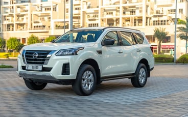 Nissan Xterra (Blanc), 2025 - location mensuelle &agrave; Sharjah