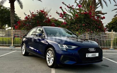 Audi A3 (Blau), 2023  zur Miete in Dubai