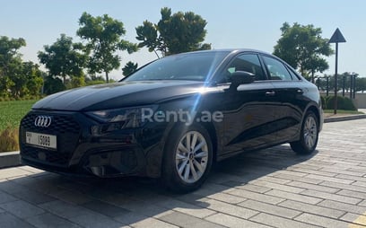 Audi A3 (Negro), 2023 para alquiler en Ras Al Khaimah