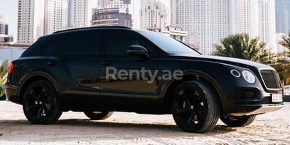 Edition W-12 Bentley Bentayga (Schwarz), 2018  zur Miete in Dubai