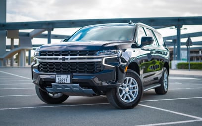 Chevrolet Tahoe (Negro), 2023 para alquiler en Dubai
